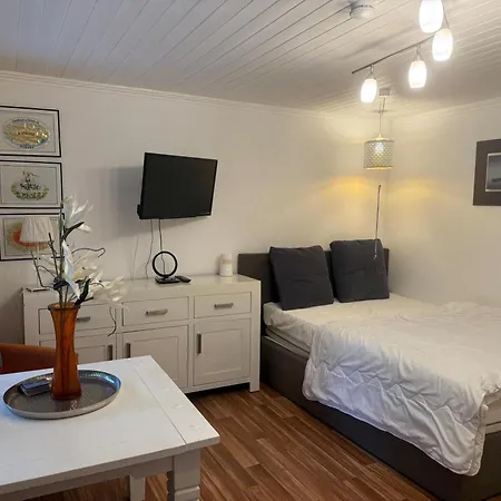 Haus Kehrwieder Datscha Gartenhaus Holiday home *